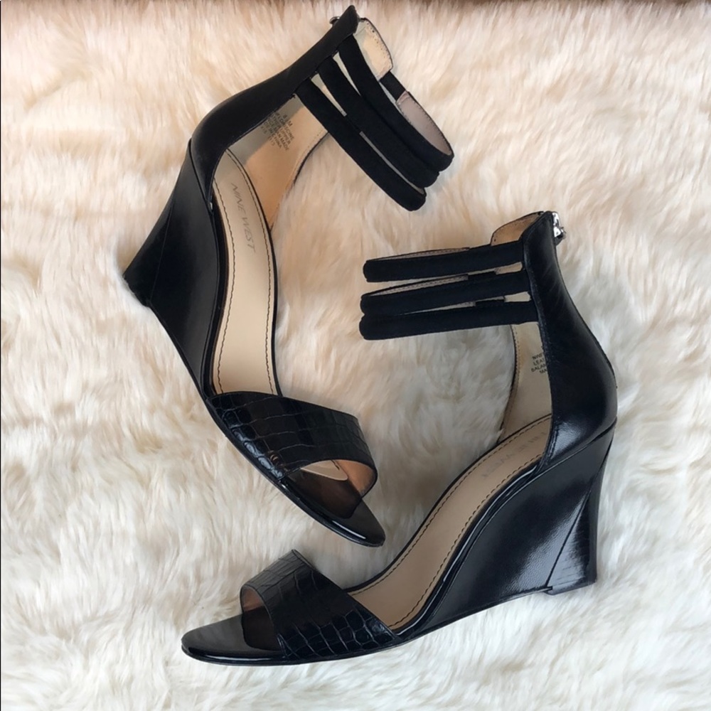 Nine West Floriscine Wedge Sandal - Picture 3 of 7